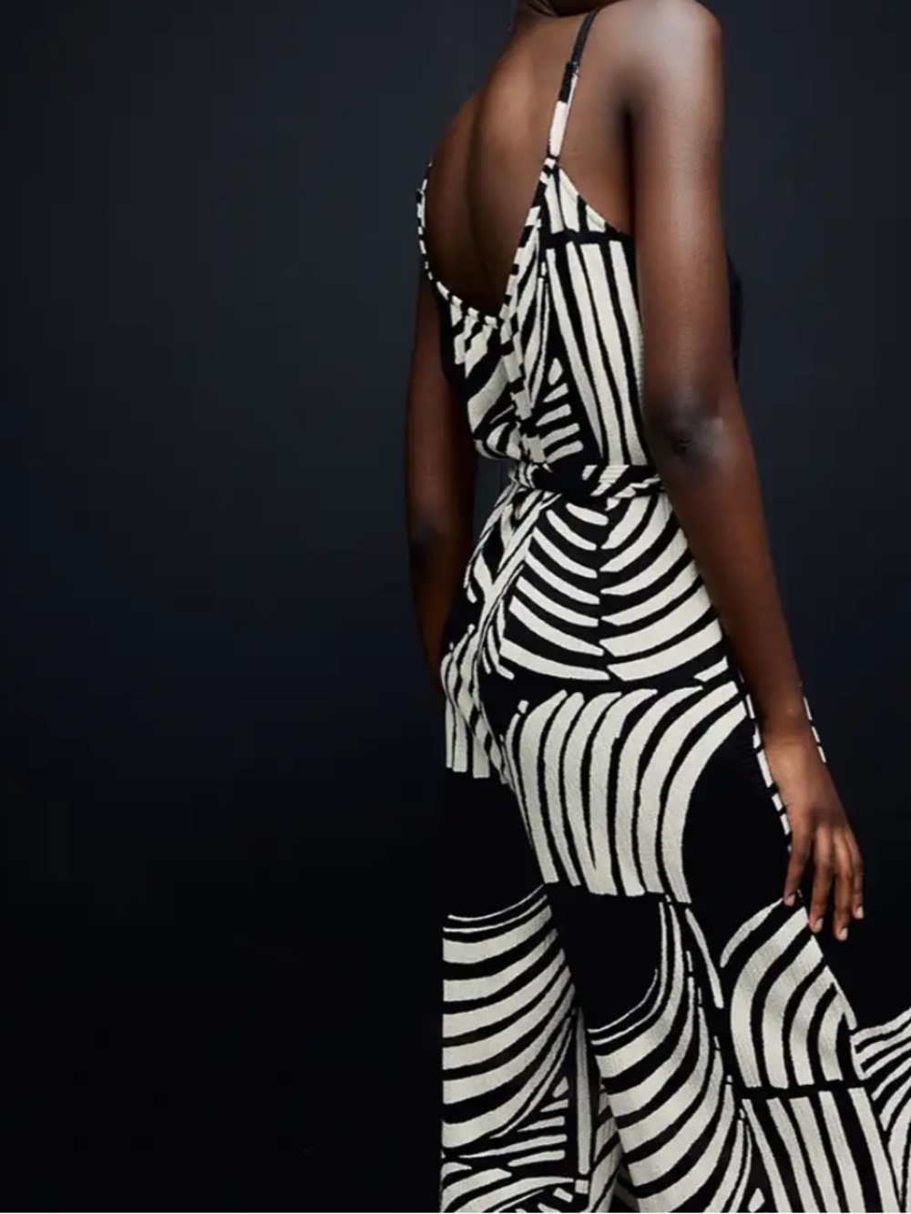 H&M Women’s Black and White Striped Patterned Jumpsuit Medium - Picture 3 of 11
